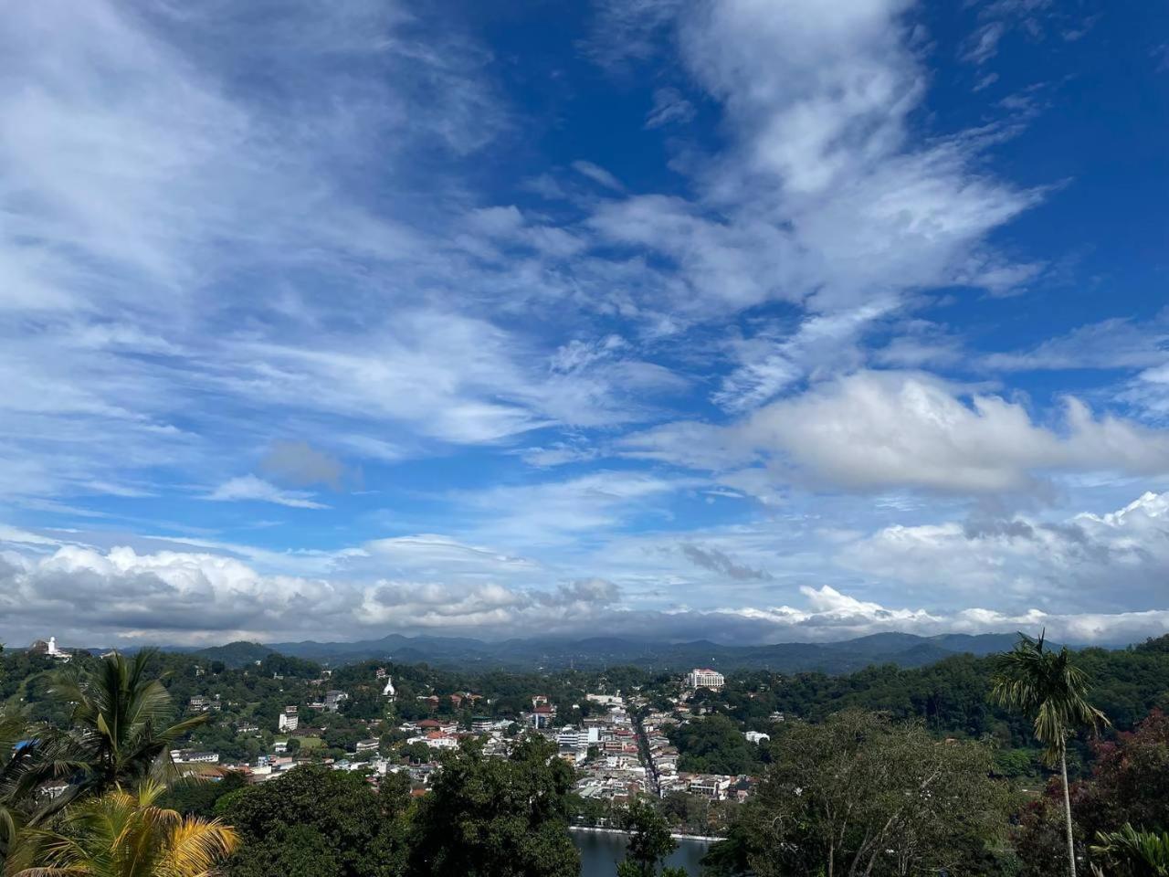 Villa Avora Ridge Kandy Kültér fotó